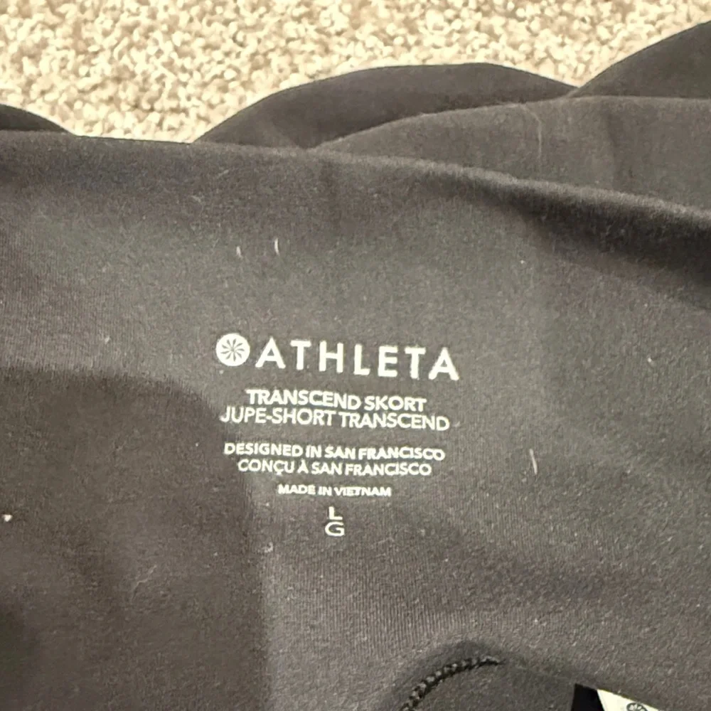 Athleta Black transcend skort - Picture 2 of 3